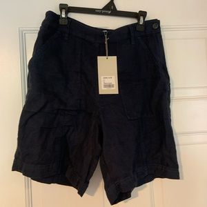 Poetry womens high waisted side zip linen shorts NWT size 6 - dark blue/black